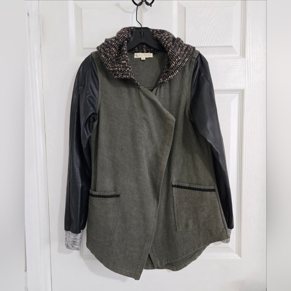 Scrapbook Crossover Jacket Women's Size Small Hooded Cotton Blend - Picture 1 of 16